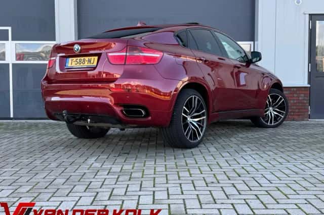 BMW X6 (2010) thumbnail 2