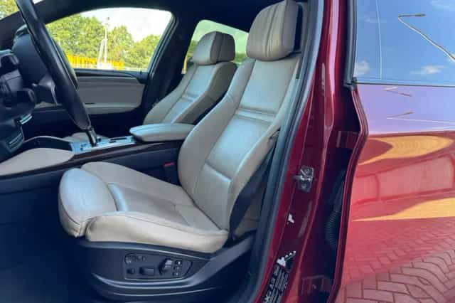 BMW X6 (2010) thumbnail 6