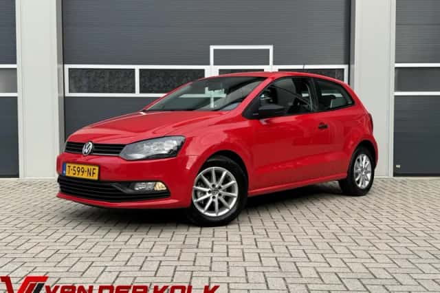 Volkswagen Polo (2016) thumbnail 1