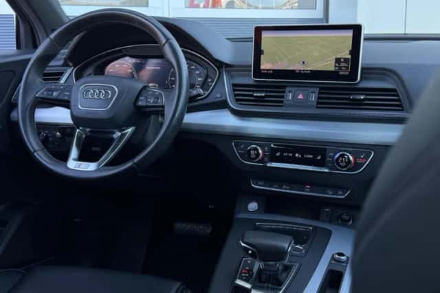 Audi Q5 (2020) thumbnail 3