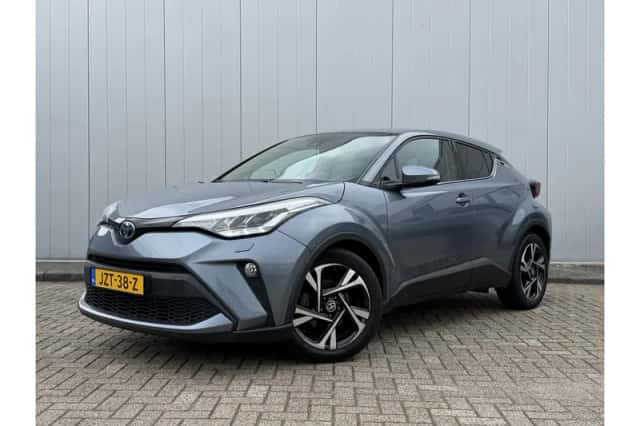 Toyota C-HR (2023) thumbnail 1