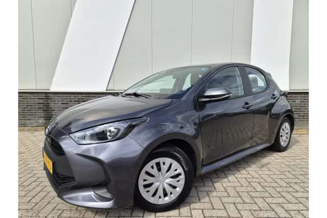 Toyota Yaris (2023) thumbnail 1