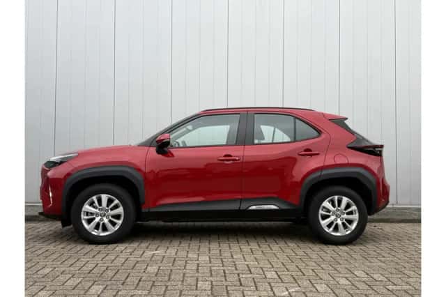 Toyota Yaris Cross (2025) thumbnail 2