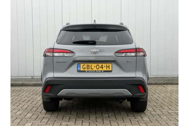 Toyota Corolla Cross (2024) thumbnail 5