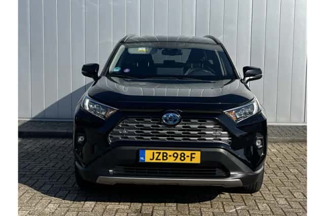 Toyota RAV4 (2025) thumbnail 3