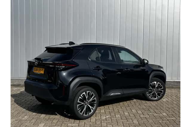 Toyota Yaris Cross (2025) thumbnail 4