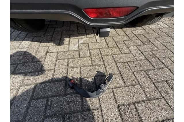Toyota C-HR (2019) thumbnail 6