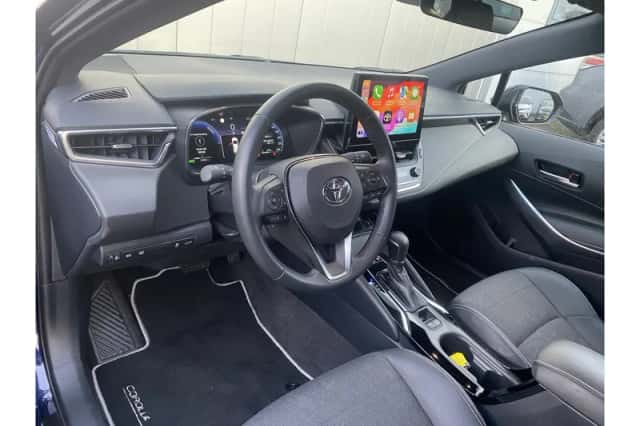 Toyota Corolla (2024) thumbnail 6