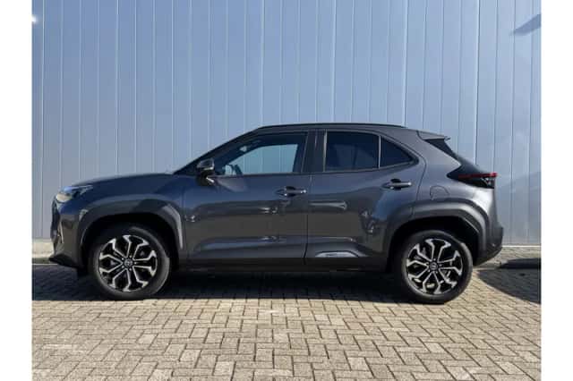 Toyota Yaris Cross (2025) thumbnail 2