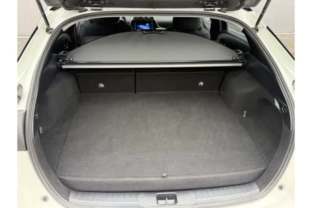 Toyota Prius (2019) thumbnail 6