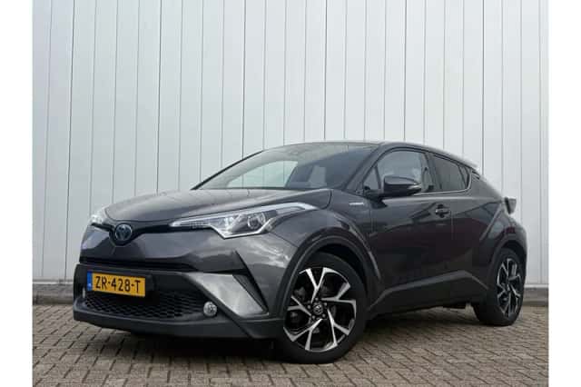 Toyota C-HR (2019) thumbnail 1