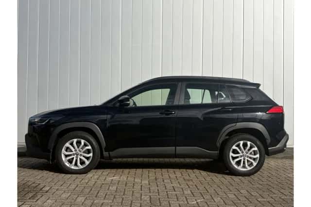 Toyota Corolla Cross (2024) thumbnail 2