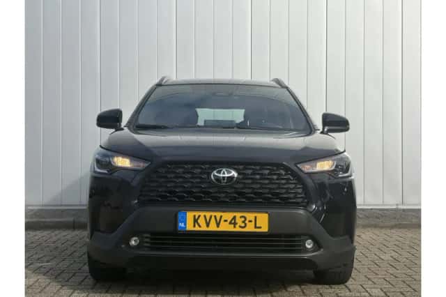 Toyota Corolla Cross (2024) thumbnail 4