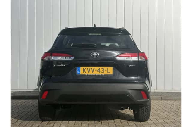 Toyota Corolla Cross (2024) thumbnail 5