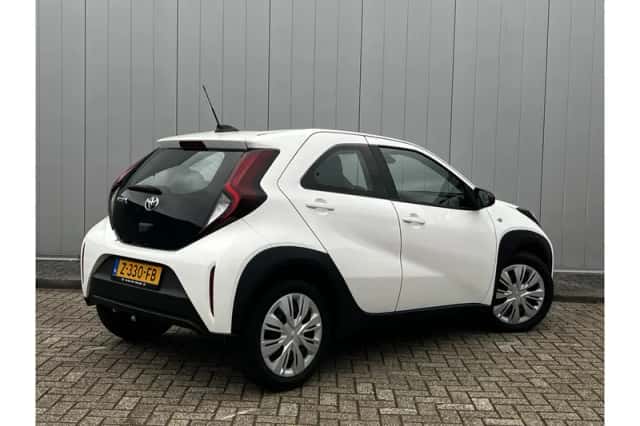 Toyota Aygo X (2024) thumbnail 4
