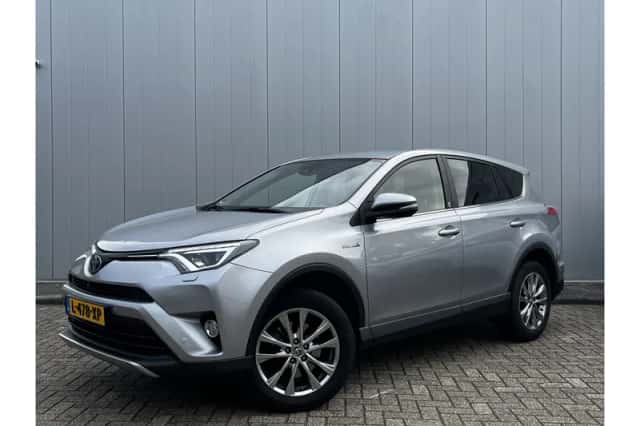 Toyota RAV4 (2018) thumbnail 1