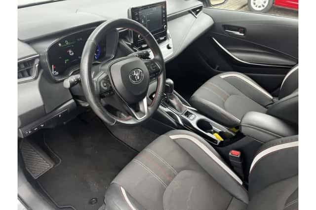Toyota Corolla (2021) thumbnail 6