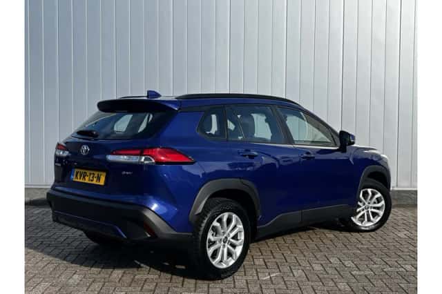 Toyota Corolla Cross (2024) thumbnail 4