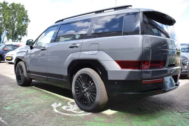 Hyundai Santa Fe (2026) thumbnail 5