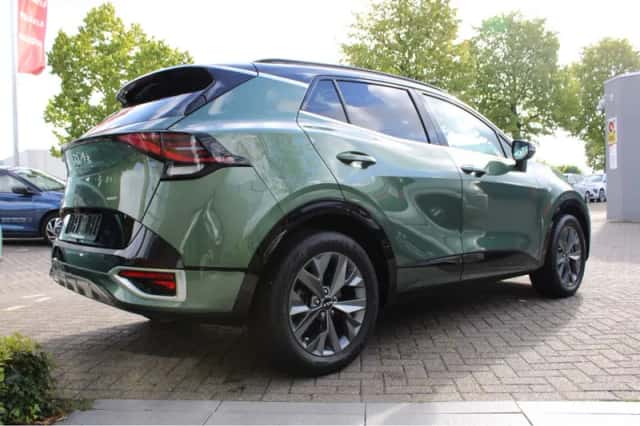 Kia Sportage (2023) thumbnail 4
