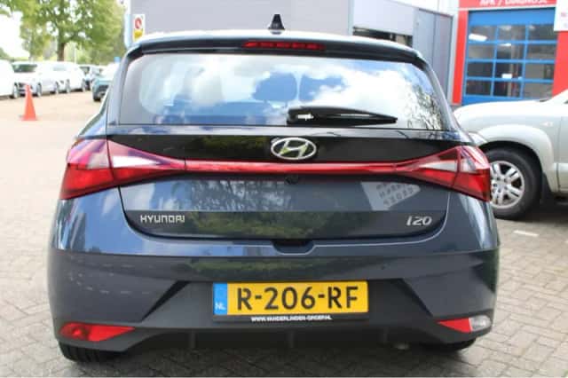 Hyundai i20 (2022) thumbnail 4