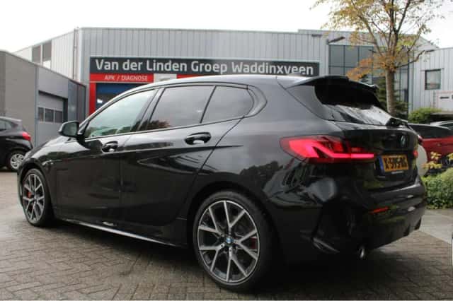 BMW 1-Serie (2024) thumbnail 3