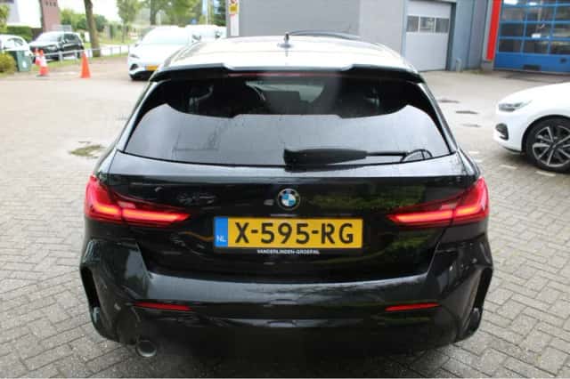 BMW 1-Serie (2024) thumbnail 4