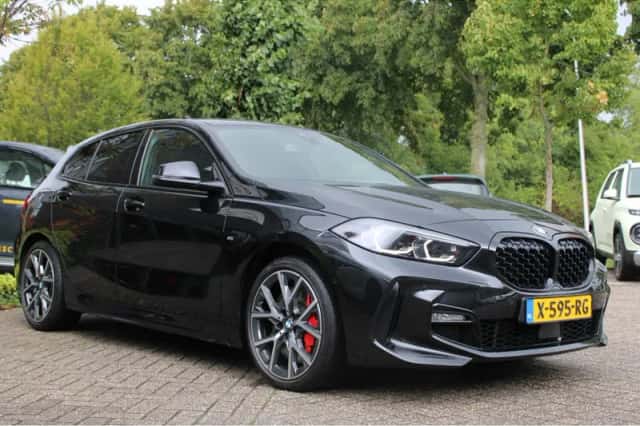 BMW 1-Serie (2024) thumbnail 6