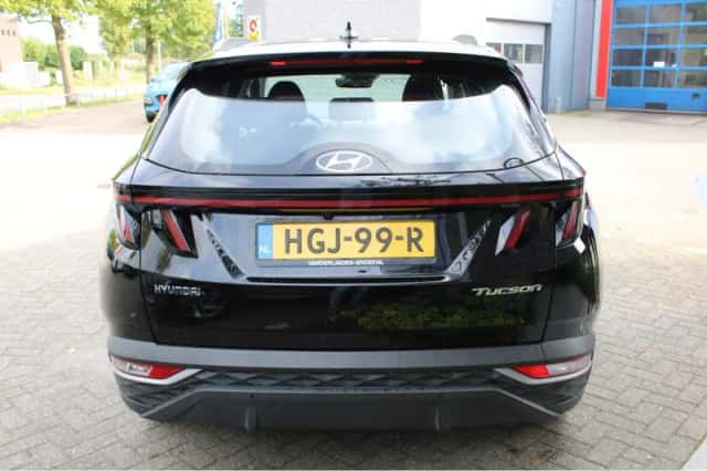 Hyundai Tucson (2023) thumbnail 4