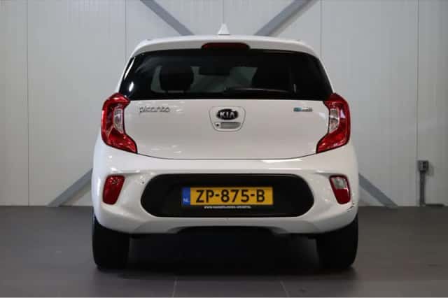 Kia Picanto (2019) thumbnail 4
