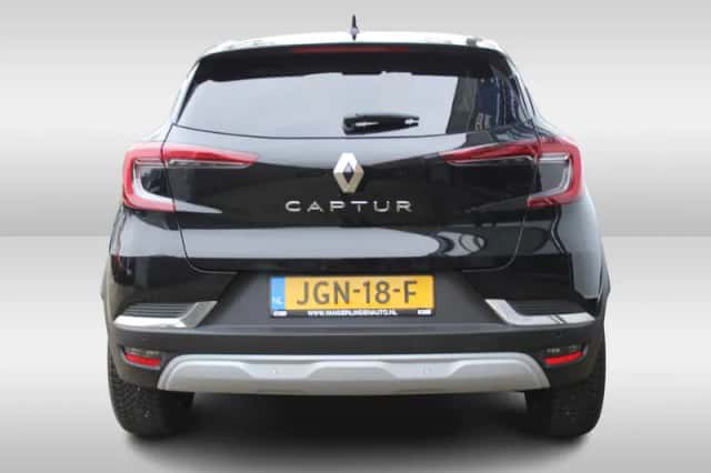 Renault Captur (2024) thumbnail 5