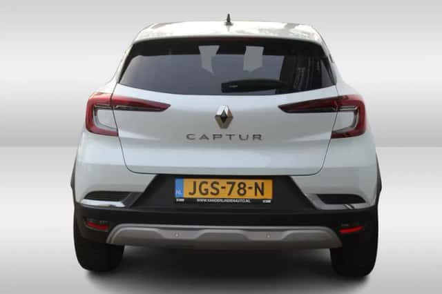 Renault Captur (2024) thumbnail 5