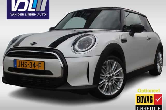 MINI Cooper (2023) thumbnail 1