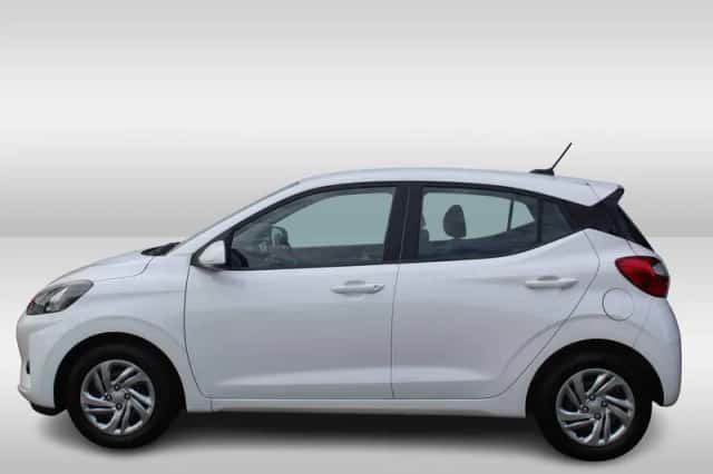 Hyundai i10 (2024) thumbnail 3