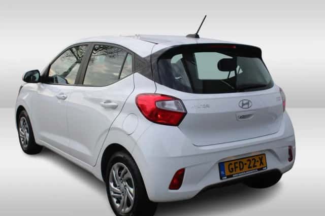 Hyundai i10 (2024) thumbnail 4