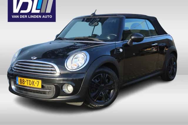 MINI Cooper (2012) thumbnail 1