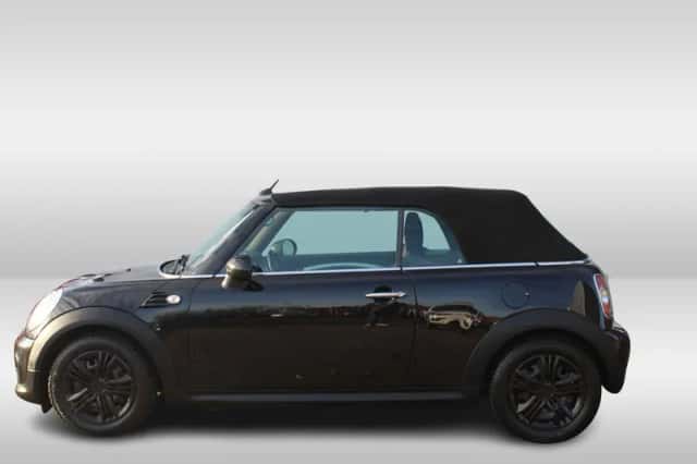 MINI Cooper (2012) thumbnail 3
