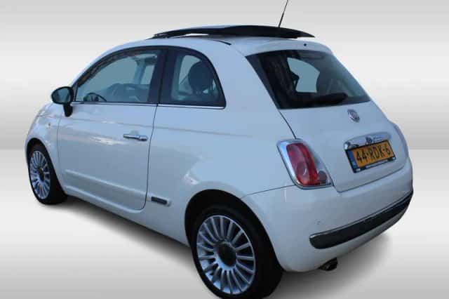 Fiat 500 (2011) thumbnail 4