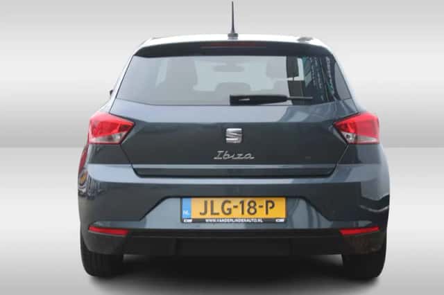 SEAT Ibiza (2023) thumbnail 5