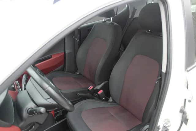 Hyundai i10 (2019) thumbnail 6