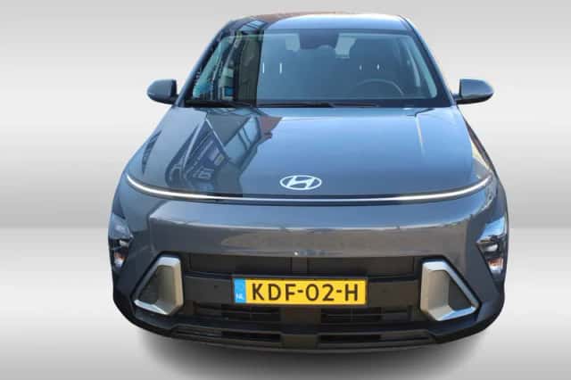 Hyundai Kona (2024) thumbnail 2