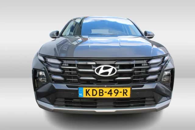 Hyundai Tucson (2025) thumbnail 2