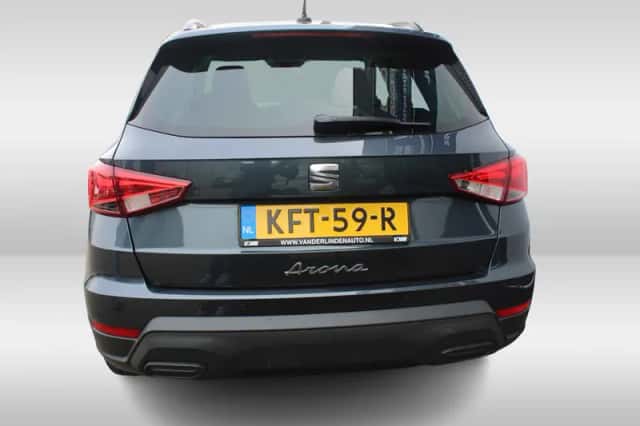 SEAT Arona (2023) thumbnail 5