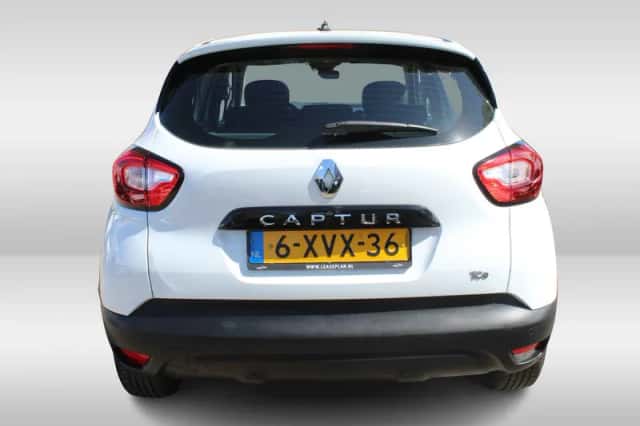 Renault Captur (2014) thumbnail 5