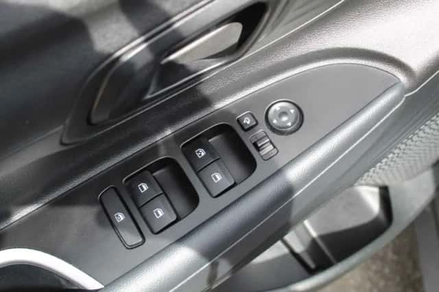 Hyundai Bayon (2022) thumbnail 6