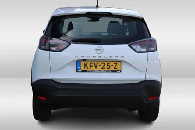 Opel Crossland (2023) thumbnail 2