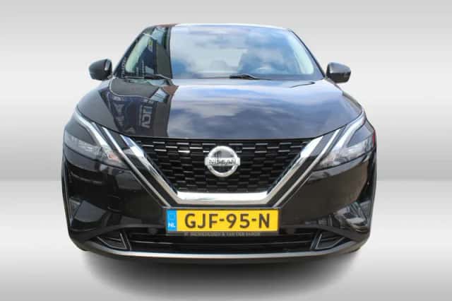 Nissan Qashqai (2022) thumbnail 2