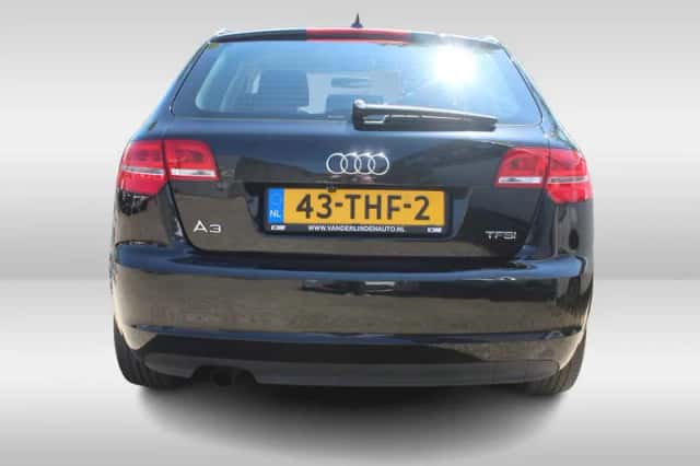 Audi A3 (2012) thumbnail 5