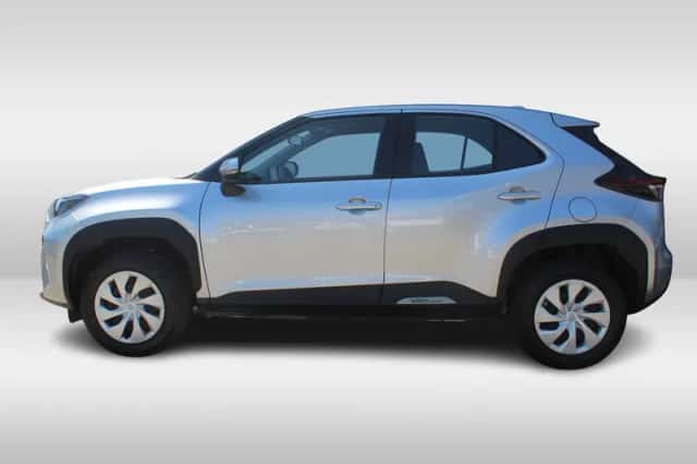 Toyota Yaris Cross (2024) thumbnail 3