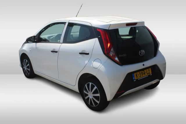 Toyota Aygo (2020) thumbnail 4